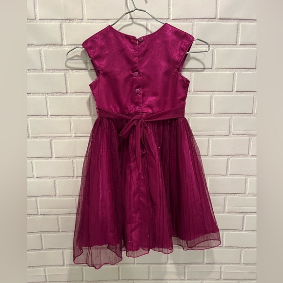 JONA MICHELLE girls beautiful fuchsia sequin dress/size 5 - Picture 6 of 7